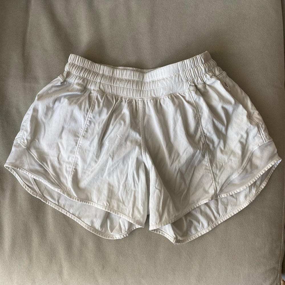 LULULEMON 3in shorts